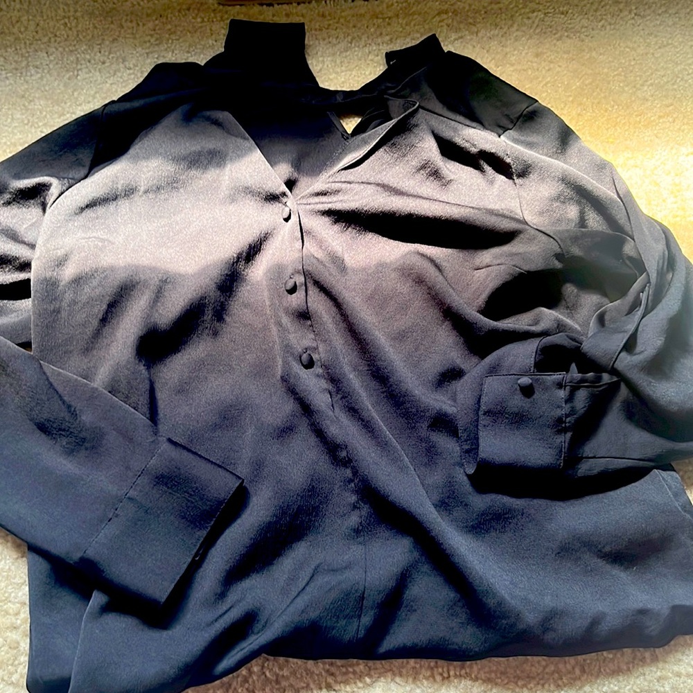 Black womens button down size 4 blouse